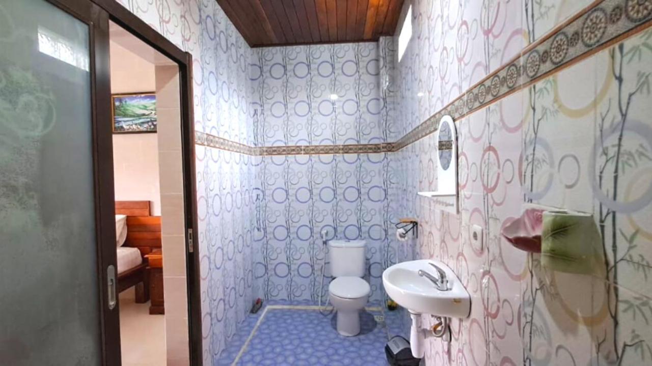 Wahyuga Sari Guest House Nita Salon & Spa Lembongan Exterior foto